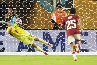 Oscar Ustari remek formában védett a nyitányon (Fotó: Beta/AP)