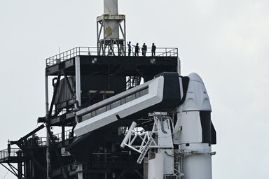 A misszió indulását korábban többször elhalasztották, a legutóbbi kitűzött időpont vasárnap hajnal volt (Fotó: MTI)