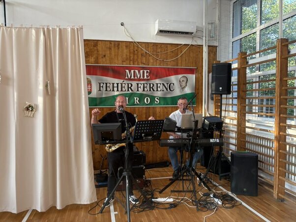 A pirosi Classic Band muzsikált (Dancsó Áron felvétele) A pirosi Classic Band muzsikált (Dancsó Áron felvétele)