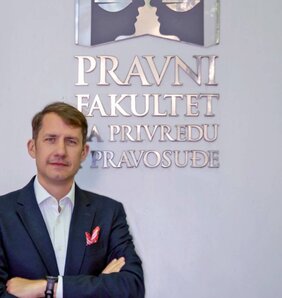Fejsbuk stranica dr Balinta Pastora