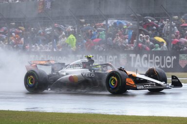 Győzelem hazai pályán – Lando Norris McLarenje a Brit Nagydíjon (Fotó: Beta/AP)