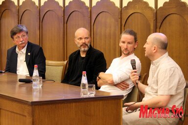 Makovecz Imre munkásságáról, a közösségek jelentőségéről / Benedek Miklós felvétele
