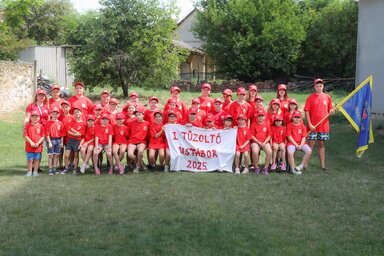 A tábor résztvevőinek csoportképe (Fotó: Lakatos János)