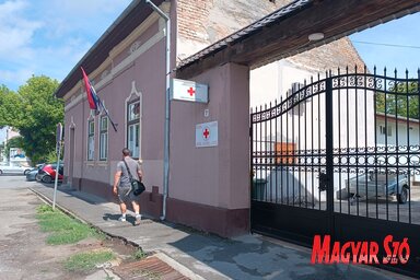 A Vöröskereszt topolyai szervezetének székháza (Fotó: Kazinczy Paszterkó Diana)