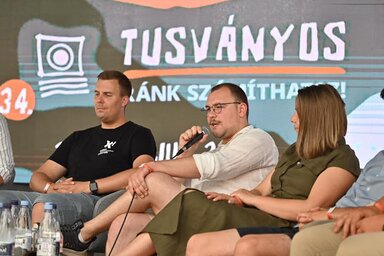 Sörös Andor, a Vajdasági Magyar Szövetség Ifjúsági Fórumának elnöke – a vajdasági magyar fiatalok kihívásairól és közösségi erejéről (Fotó: Ótos András)