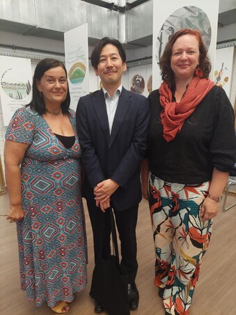 Janovics Erika, Ozaki Takeshi és Csík Mónika (Fotó: Magyarság Háza archívum)