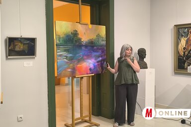 Torok Melinda bemutatta a Radhakunda nevet viselő legújabb alkotását / Dér Dianna felvétele