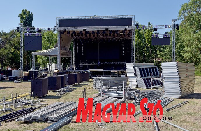 A nagyszínpad a legnagyobb bulik helyszíne lesz (Gergely Árpád felvétele)