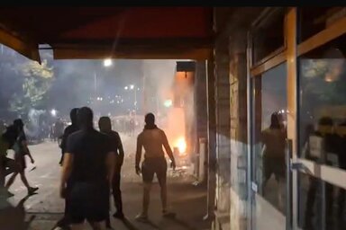 Valjevóban ezúttal sem múlt el a tiltakozás incidens nélkül (Fotó: Screenshot/Blic)
