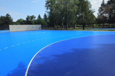 Hamarosan felszerelik a sporteszközöket, felállítják a lelátókat és a védőhálókat (Fotó: Ada község önkormányzata)