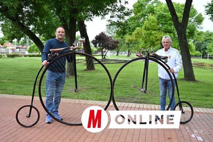 Kovács István maga is gyárt fa alkatrészeket, nemcsak veterán Kovács István maga is gyárt fa alkatrészeket, nemcsak veterán