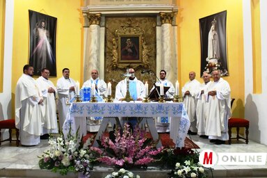 A remény névében az atyák és a hívek közösen imádkoztak (Fotó: Paraczky László)