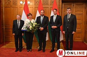 A Kallós Zoltán Külhoni Magyarságért Díj ünnepélyes átadása az Országházban