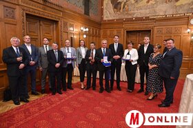 A Kallós Zoltán Külhoni Magyarságért Díj ünnepélyes átadása az Országházban