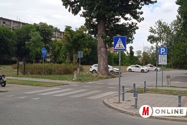 A tervdokumentum szerint a területen rendezett zöldfelület, közlekedési infrastruktúra és parkoló, valamint egy emléktemplom kapna helyet (Fotó: Szeli Balázs felvétele)
