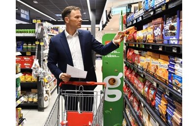 Szeptember 1-jétől a kiskereskedelmi láncok polcain legalább háromezer termék ára csökken majd (Fotó: mali_sinisa/Instagram)