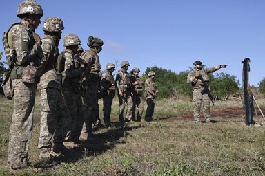 Az orosz elnök sajtótitkára a biztonsági garanciák kérdését mindemellett az ukrajnai rendezés legfontosabb témájának minősítette (Fotó: Beta/AP)