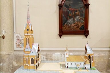 A makettet a templomban tették közszemlére (A topolyai római katolikus plébánia felvétele)