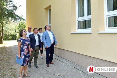Spoljna izolacija je već druga faza termoizolacije škole (fotografija Arpada Gergelja)