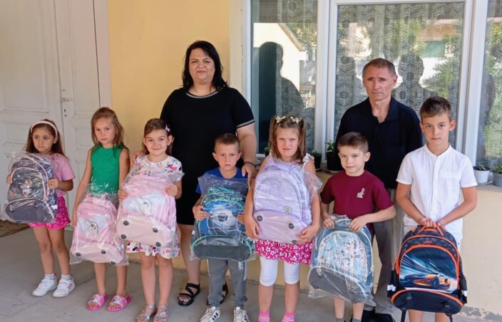 Szajánon 7 magyar elsős lépte át először az iskola küszöbét (Fotó: Móra Károly Általános Iskola)