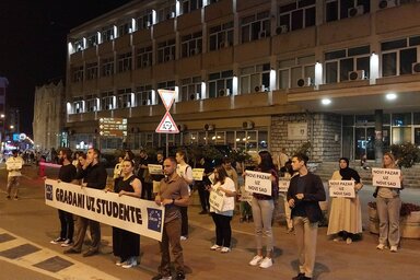 Az ország több városában is szimpátiatüntetést szerveztek (Fotó: Beta/Illusztráció)