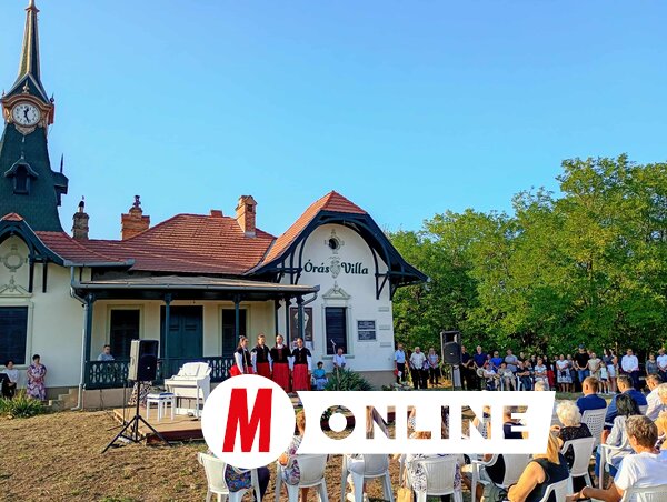 A fellépők még szebbé tették az ünnepséget és belesimultak a tájba (Fotó: Bajić Jenei Klementina felvétele)