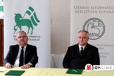 Dr. Czibere Károly és Harangozó László írta alá a megállapodást (Tóth Péter felvétele)