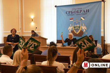 Az ellenzék nem vett részt a képviselő-testület hétfői ülésén (Paraczky László felvétele)