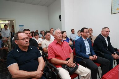 A résztvevők nagy érdeklődéssel hallgatták a szakértőket a nagykikindai Regionális Gazdasági Kamara épületében (Fotó: Nagykikindai önkormányzat)