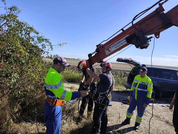 Akcióra készülődve (Fotó: Gombos Tibor)