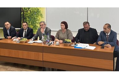 Dragan Glamočić balról a harmadik (Fotó: Beta)