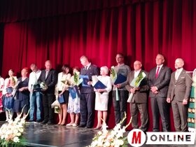 A városnapi díszülésen átadták a Pro Urbe díjakat Topolyán