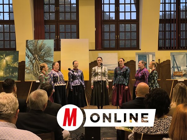 Az óbecsei Petőfi Sándor Magyar Kultúrkör Szelence énekegyüttese (Dér Dianna felvétele)