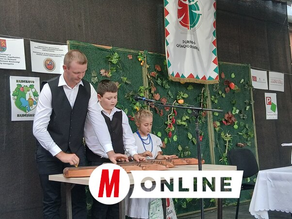 A Búzavirág kezdőcsoportja, Mák Attila irányításával (Fotó: Kolovity Edina)