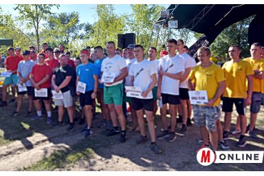 Tizennégy férfi- és női csapat indult az idei parasztolimpián (Gergely Árpád felvétele)