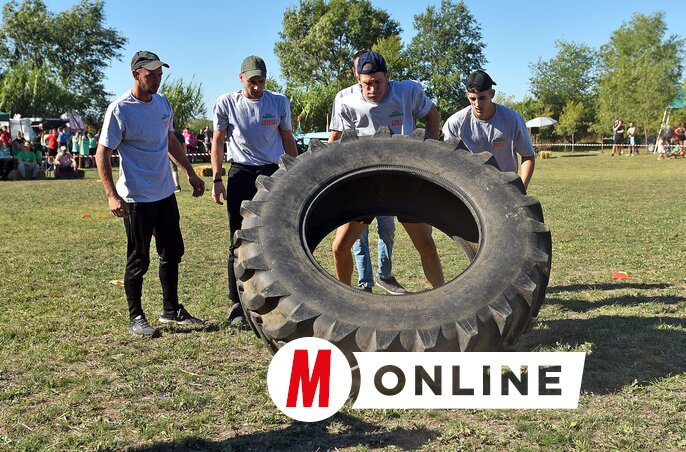 Embert próbáló feladat a gumiabroncs forgatása