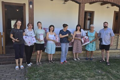 Közös képen a VMMI munkatársai és a felmérésben résztvevők (Fotó: Kónya Kovács Otília)