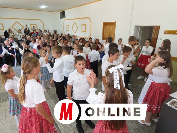 Szent Gellért-napi ünnepi műsor a művelődési házban (Csincsik Zsolt felvétele)