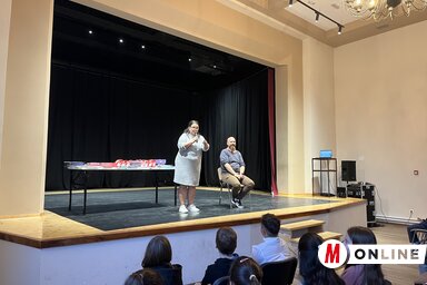 A gála főszereplői saját meséikkel kalauzolták el varázslatos világokba a jelenlévőket (Fotó: Ladišić Nóra felvétele)