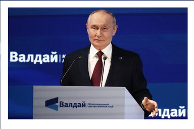 Megjegyezte, hogy Európa megpróbálja kijavítani az épületén keletkezett repedéseket, de a perifériára szorul és az ellenőrizetlen migráció belülről rágja szét (Beta/AP)