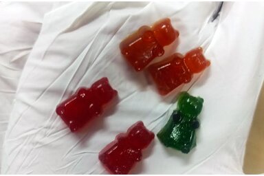 Marihuánás édességet foglalt le a belgrádi rendőrség. (Kép: MUP Srbije)