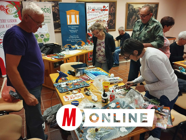 Az idősebb generáció tagjai is nagy örömmel alkottak (Fotó: Kancsár Izabella felvétele)