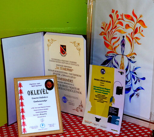 Az egyesület a község által odaítélt egyik legrangosabb elismerésben, a Temerinért díjban részesült 2021-ben (A Szirmai Károly MME archívumából)