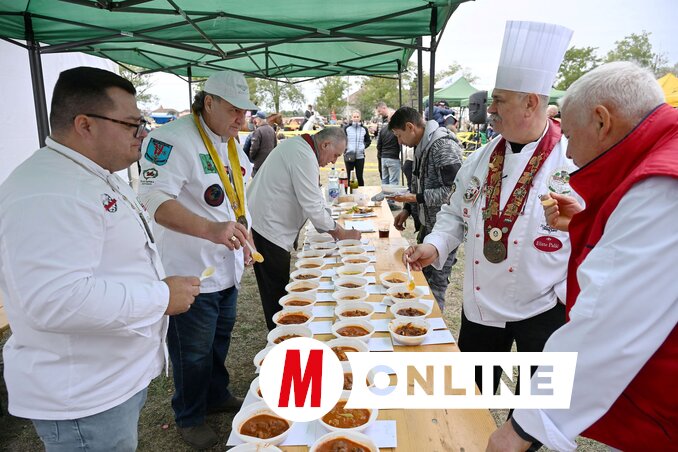 Vajon melyik tál rejti a legfinomabb bográcsost? (Molnár Edvárd felvétele)