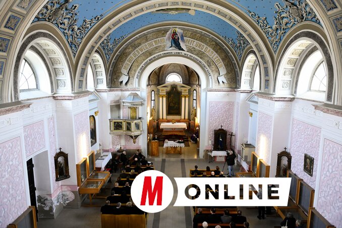 Megtelt a Szent Ágoston-templom