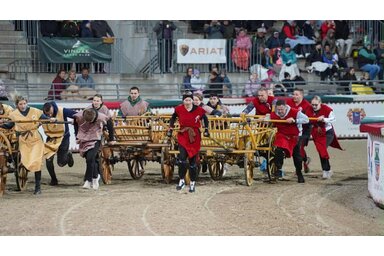 A zentai Tiszavirág csapat (pirosban) az előfutam során (Pálfi Krisztián felvétele)