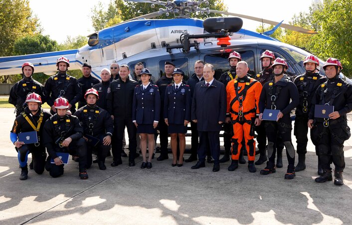 Egy belügyminisztériumi szakosított képzés ért véget a gyakorlattal, az indulók tanúsítványokat kaptak (Belügyminisztérium)