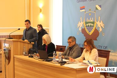 Tizennyolc napirendi pont szerepelt a szenttamási képviselő-testület szerdai ülésén (Fotó: Paraczky László)