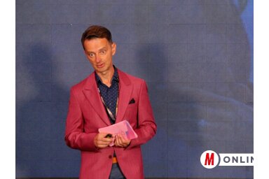 Zsáki Árpád előadása a fiatalok érdeklődését is felkeltette a Connect + Grow konferencián (Fotó: Benedek Miklós)