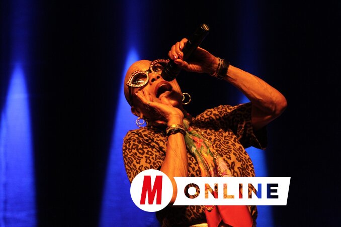 Dee Dee Bridgewater dzsesszdíva minimum húsz évet letagadhat korából (Fotó: Diósi Árpád)